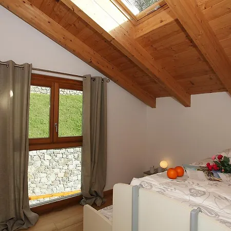 公寓 Pradello Sleeps 4 Pool Air Con