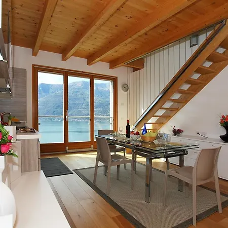 公寓 Pradello Sleeps 4 Pool Air Con 贝拉诺