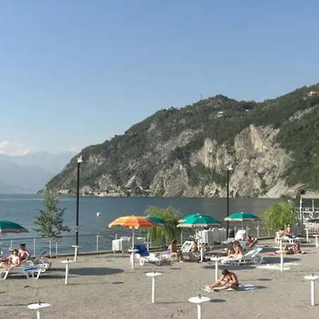 Pradello Sleeps 4 Pool Air Con * 贝拉诺